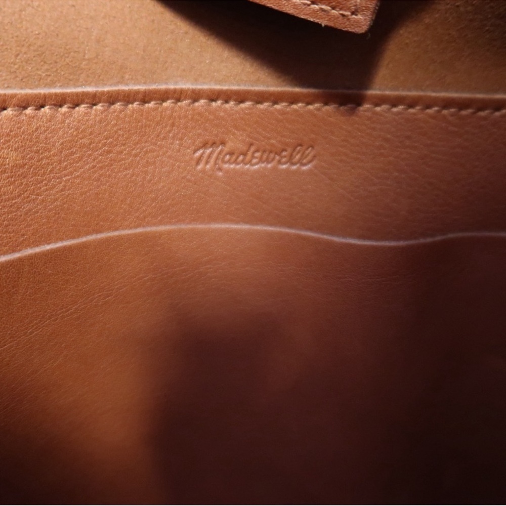 Madewell Tan Shoulder Bag in warm cinnamon - Picture 2 of 4